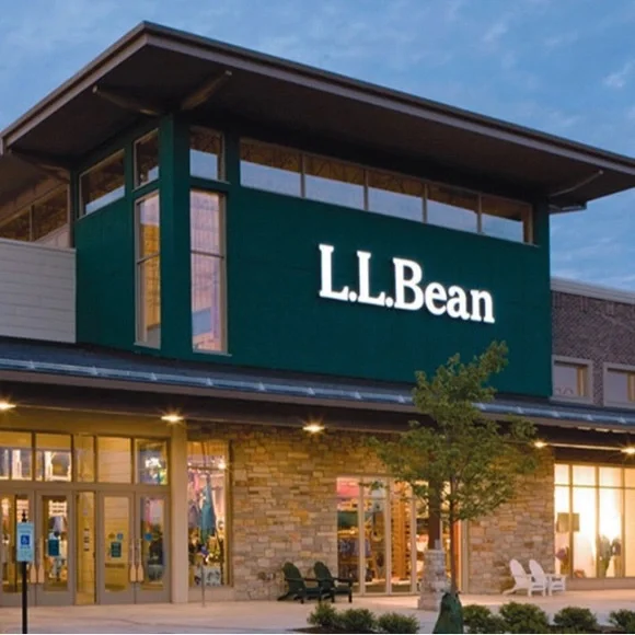 LL BEAN Vintage Denim Shirt - Picture 7 of 7